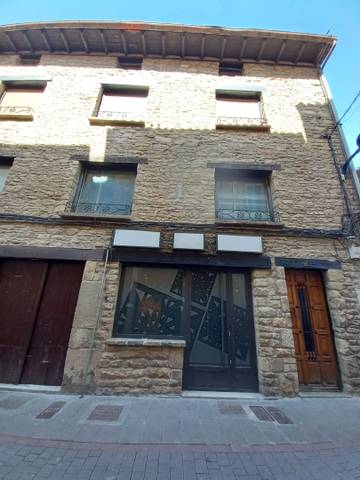 Piso en Venta en Calle Santiago en Sangüesa / Zangoza