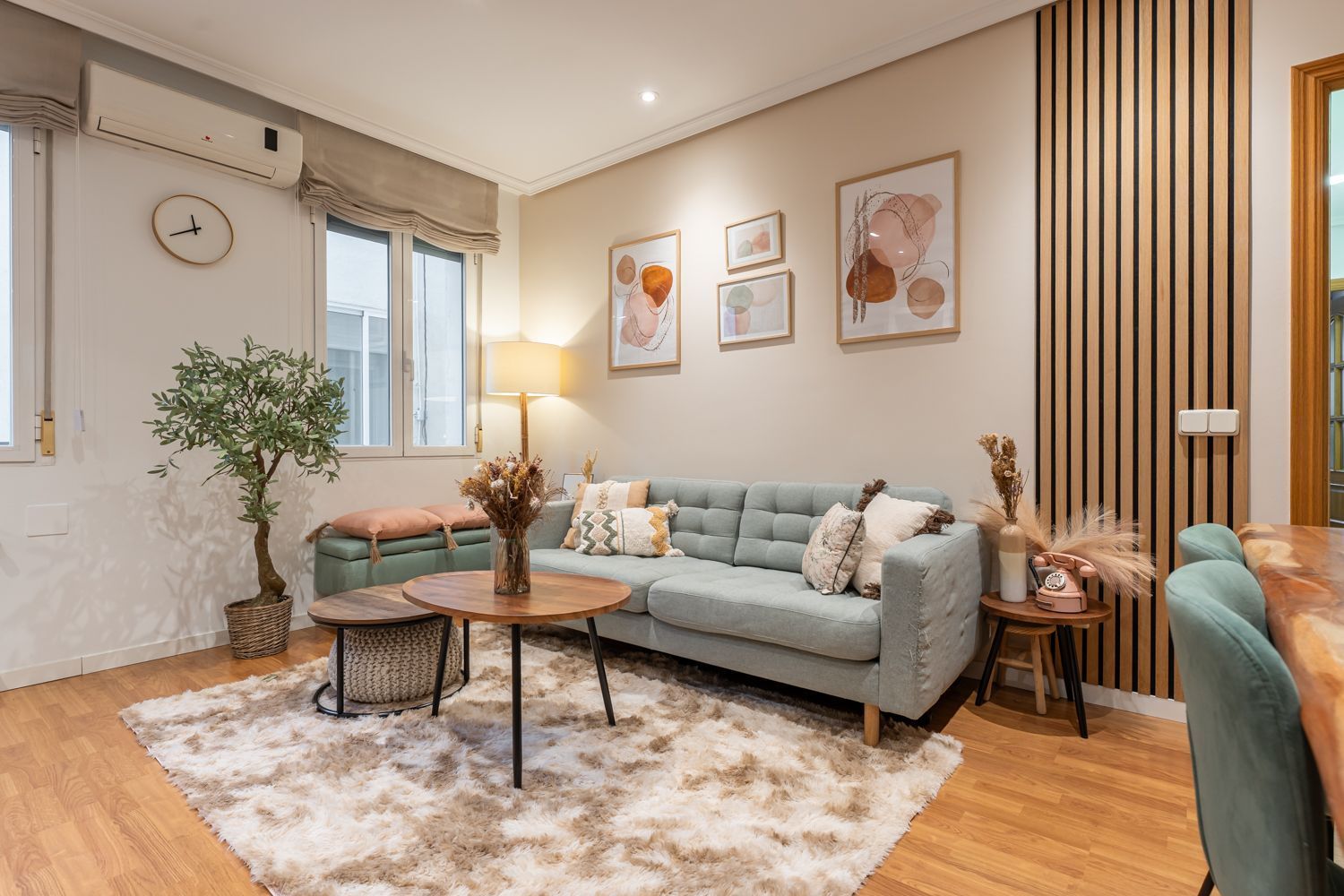 Living room of Flat for sale in  Madrid Capital  with Heating