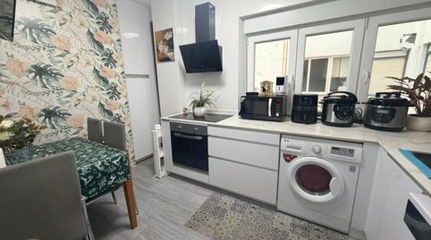 Foto 4 de Pis en venda a Calle Pintor Varela, Inmobiliaria - Barreda, Torrelavega