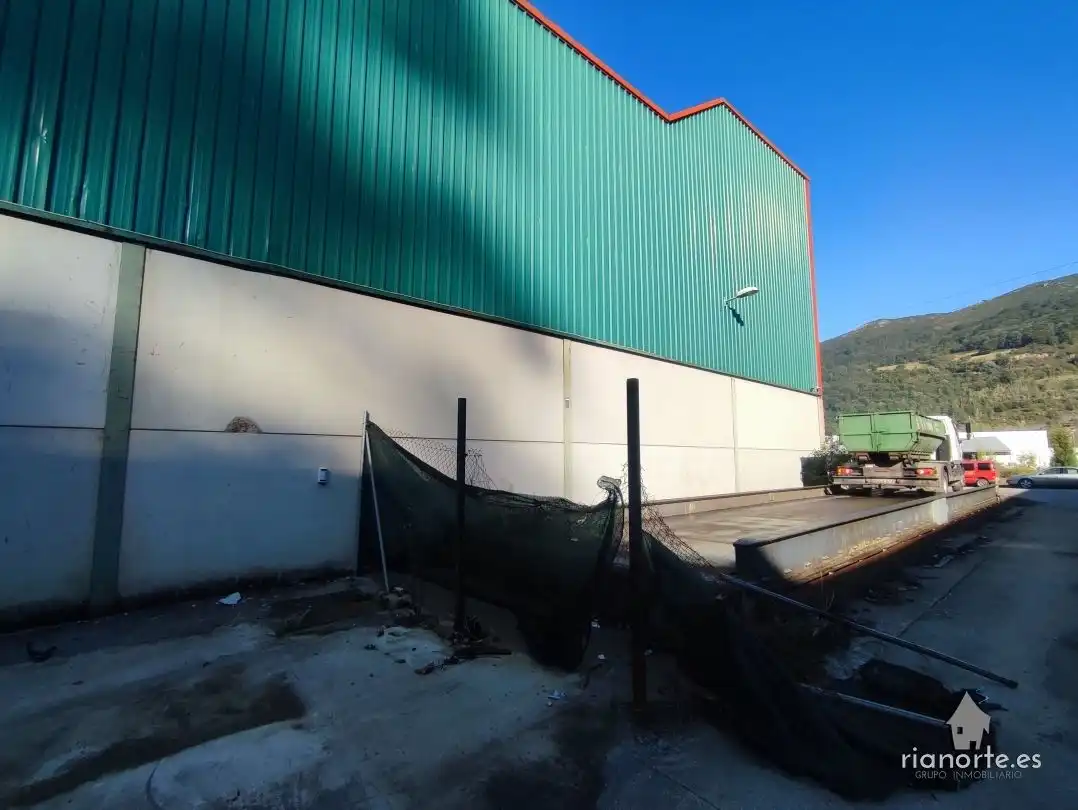 Exterior view of Industrial buildings for sale in Langreo