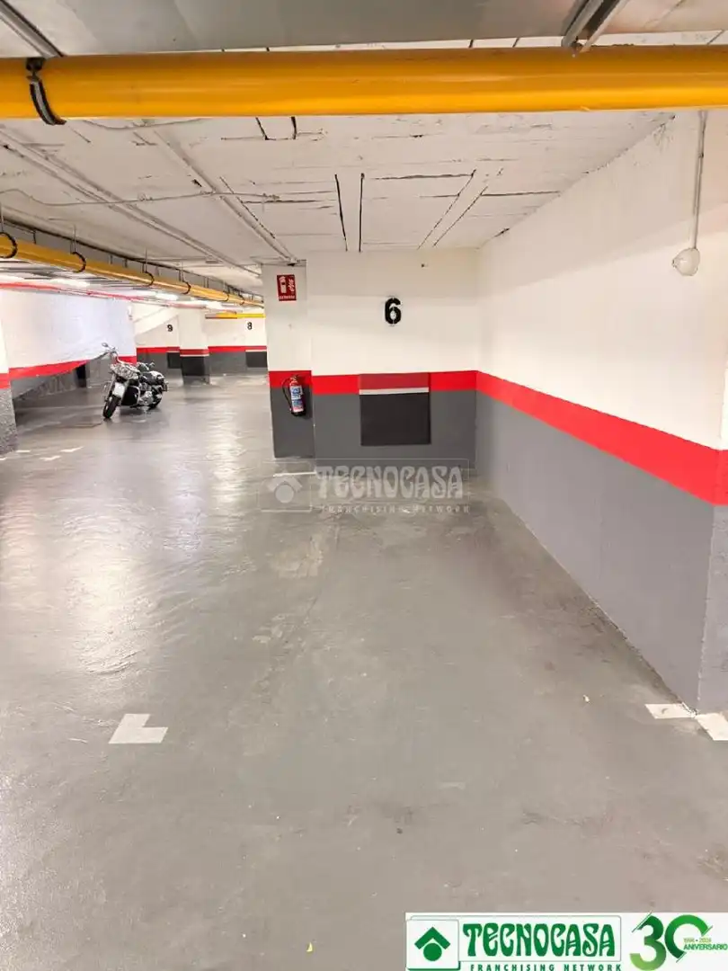 Parking of Garage for rent in Madrid