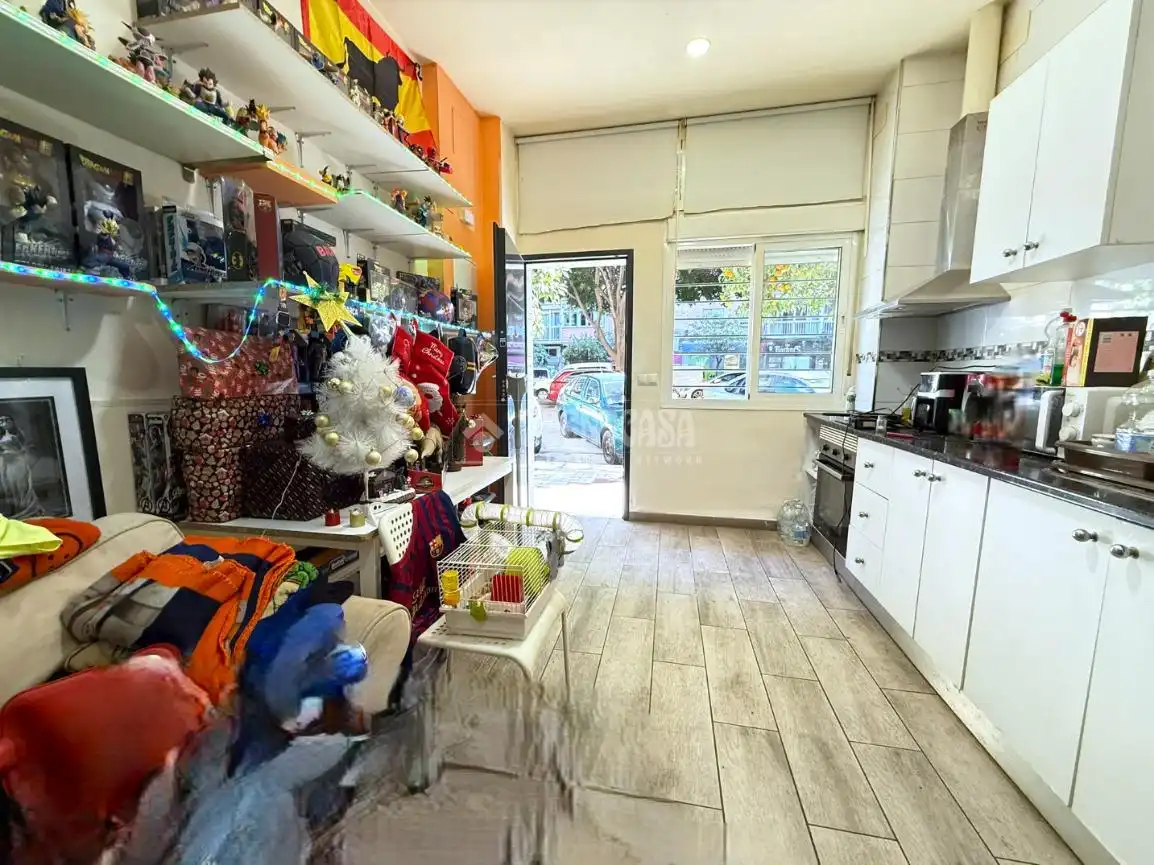 Cocina de Local en venta en Málaga con Aire acondicionado