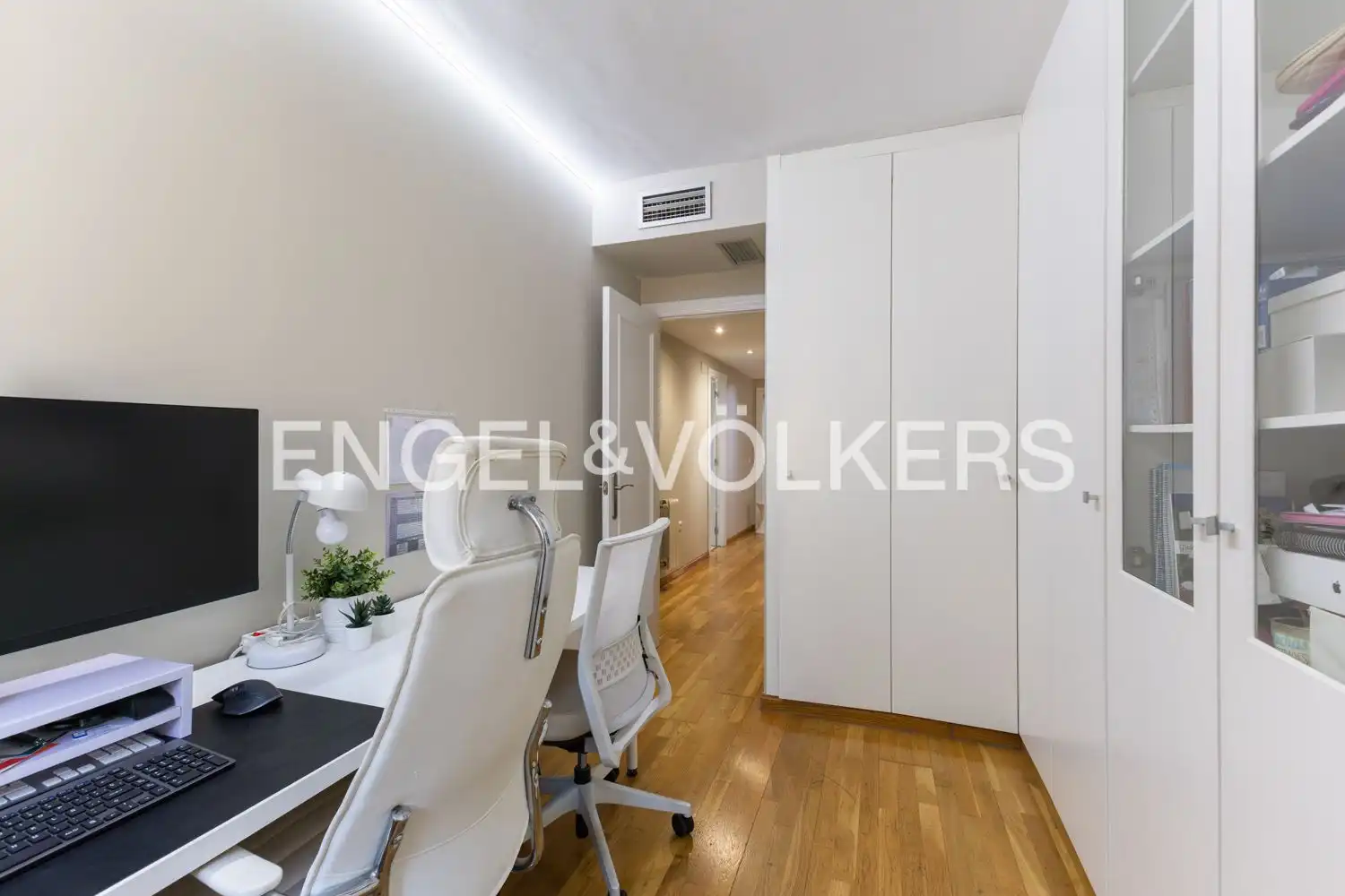 Piso de alquiler en Valencia con Aire acondicionado, Calefacción y Parquet