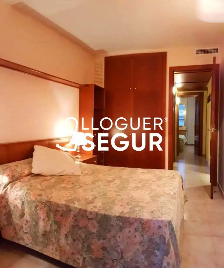 Piso de alquiler en Marítim, Centre