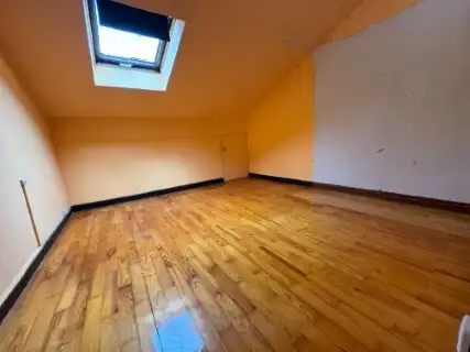 Schlafzimmer von Maisonette zum Verkauf in Zumaia