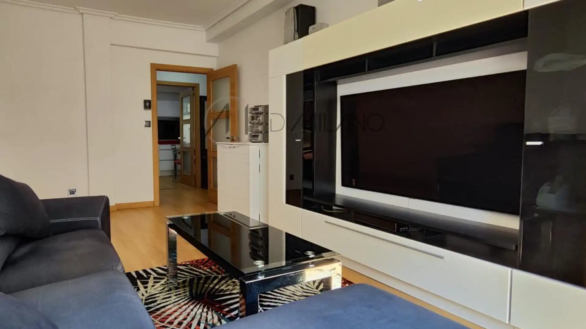 Sala de estar de Piso en venta en Vigo  con Calefacción y Balcón