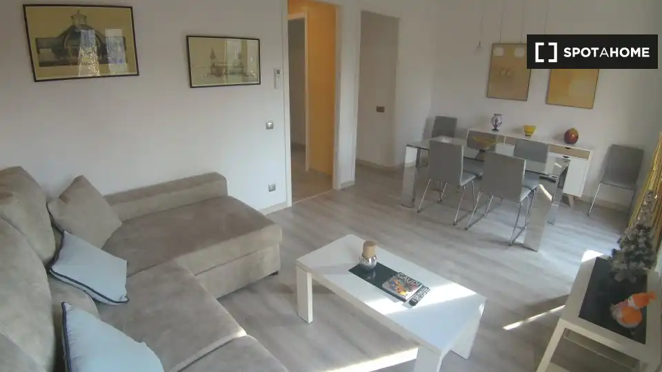 Flat with terrace to rent in Eixample, imagen 2