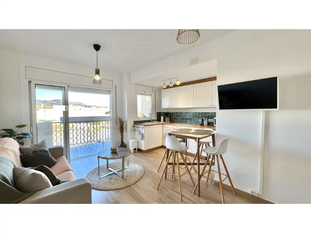 Appartement compact avec ascenseur à vendre à Carrer PORT EMPORDÀ 23