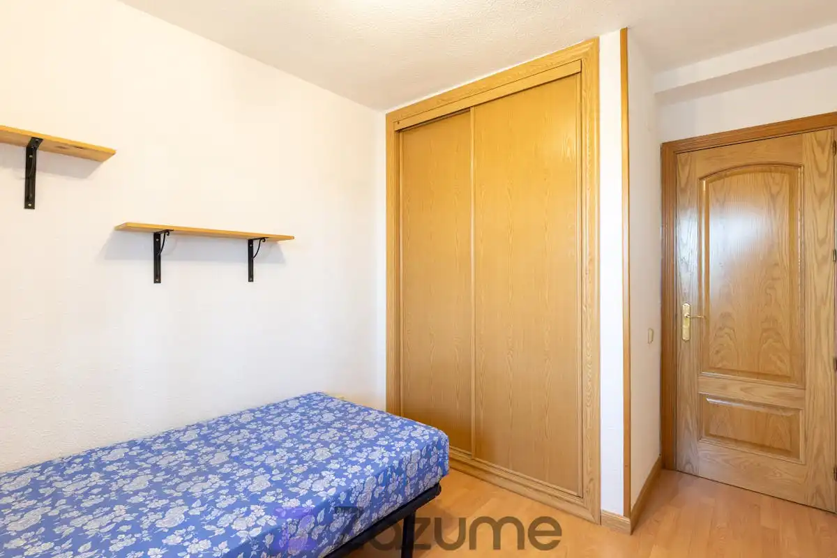 Wohnung zur Miete in Av. del Dr. García Tapia, Marroquina