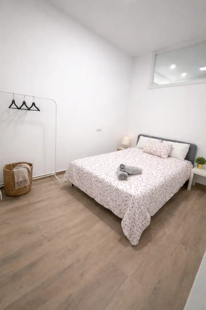 Bedroom of Flat for rent in Madrid  with Air Conditioner, Furnished and Pets allowed