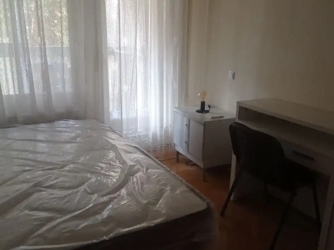 Habitación de Piso para compartir en Constitución - Balconcillo