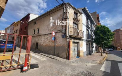 Vista exterior de Casa o xalet en venda en Utiel amb Terrassa