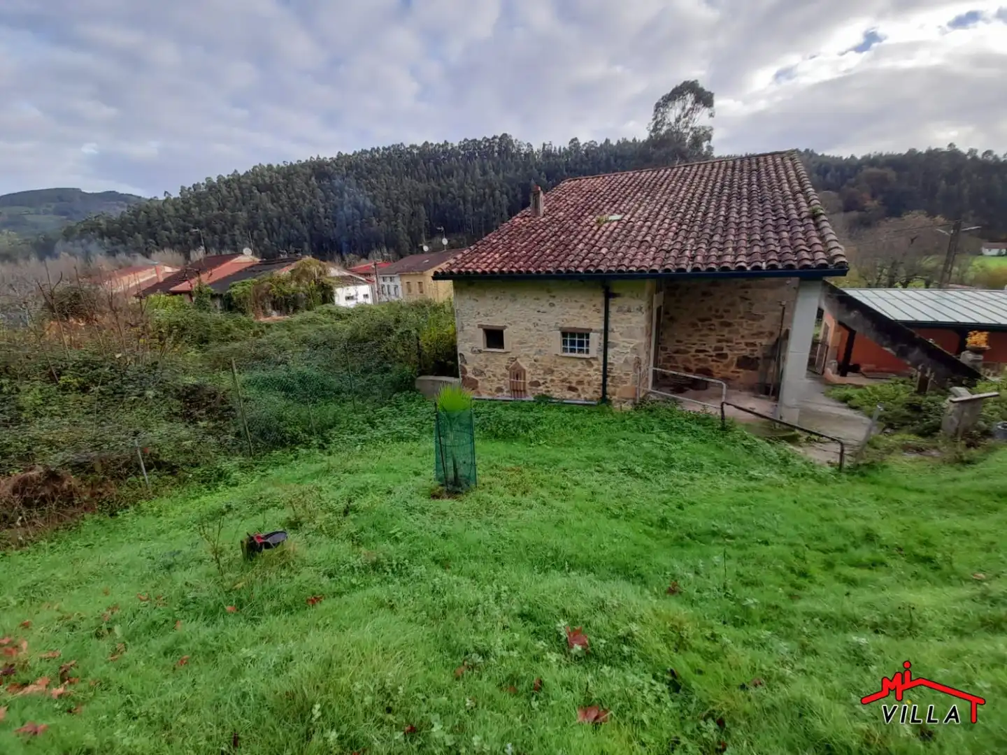 Vista exterior de Casa o chalet en venta en Ampuero con Balcón