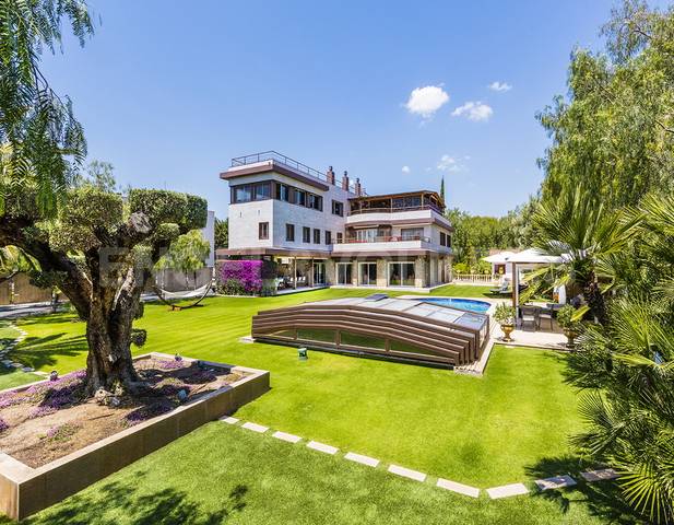 Casa-chalet en Venta en Can Girona - Terramar - Vinyet