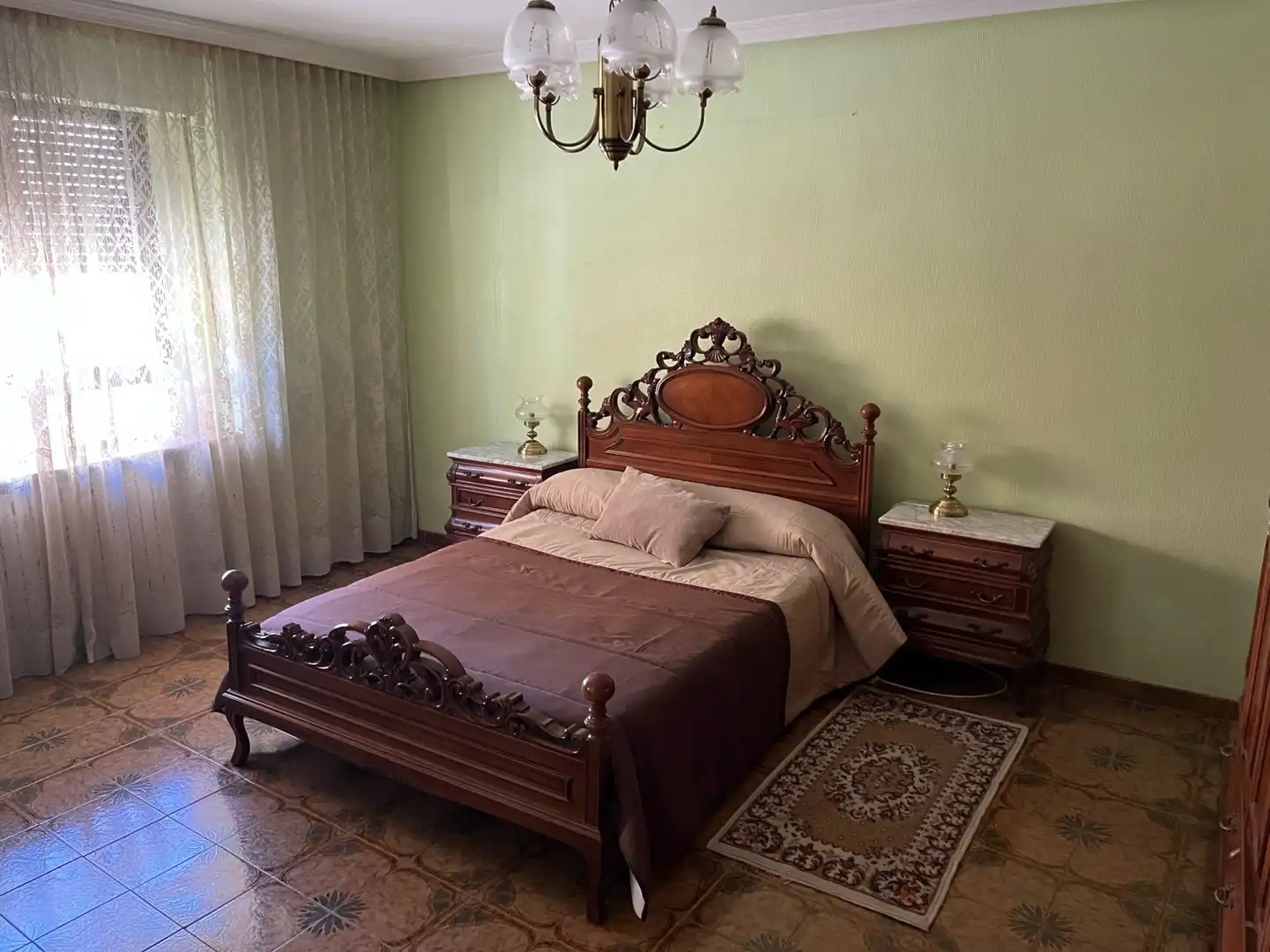 Schlafzimmer von Dachboden zum Verkauf in Monzón de Campos mit Heizung, Abstellraum und Möbliert