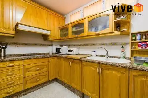 Cuina de Pis en venda en Cádiz amb Aire condicionat, Calefacció i Moblat