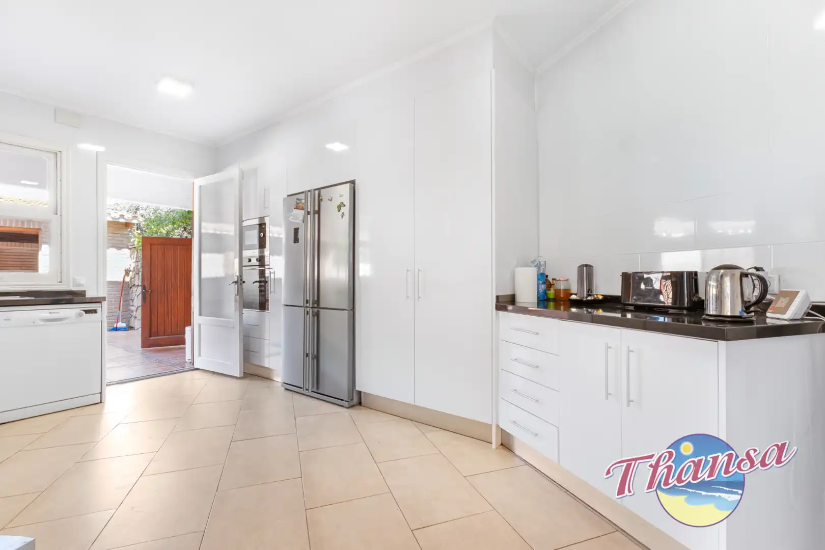 Cocina de Casa o chalet en venta en Alicante / Alacant con Aire acondicionado, Calefacción y Jardín privado
