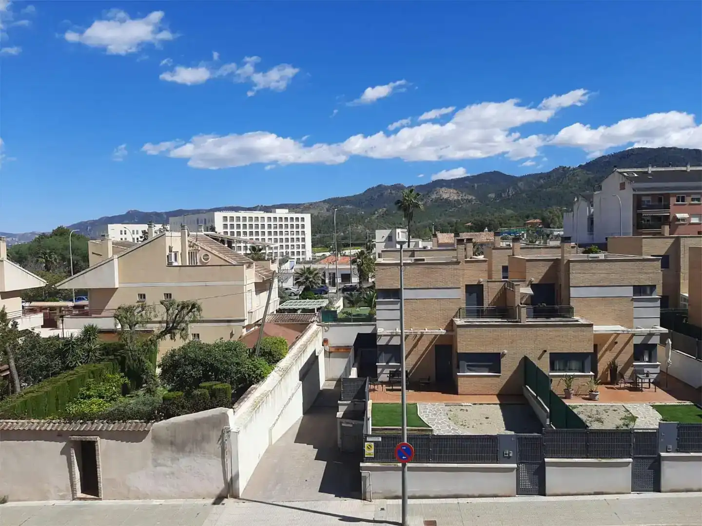 Vista exterior de Ático en venta en  Murcia Capital con Aire acondicionado, Piscina y Balcón