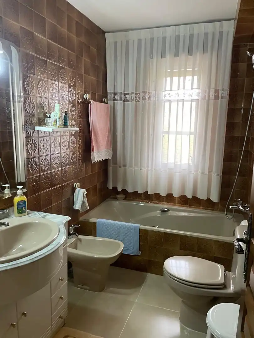 Baño de Casa o chalet en venta en Bulbuente con Aire acondicionado, Calefacción y Jardín privado