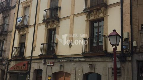 Image 2 of the listing