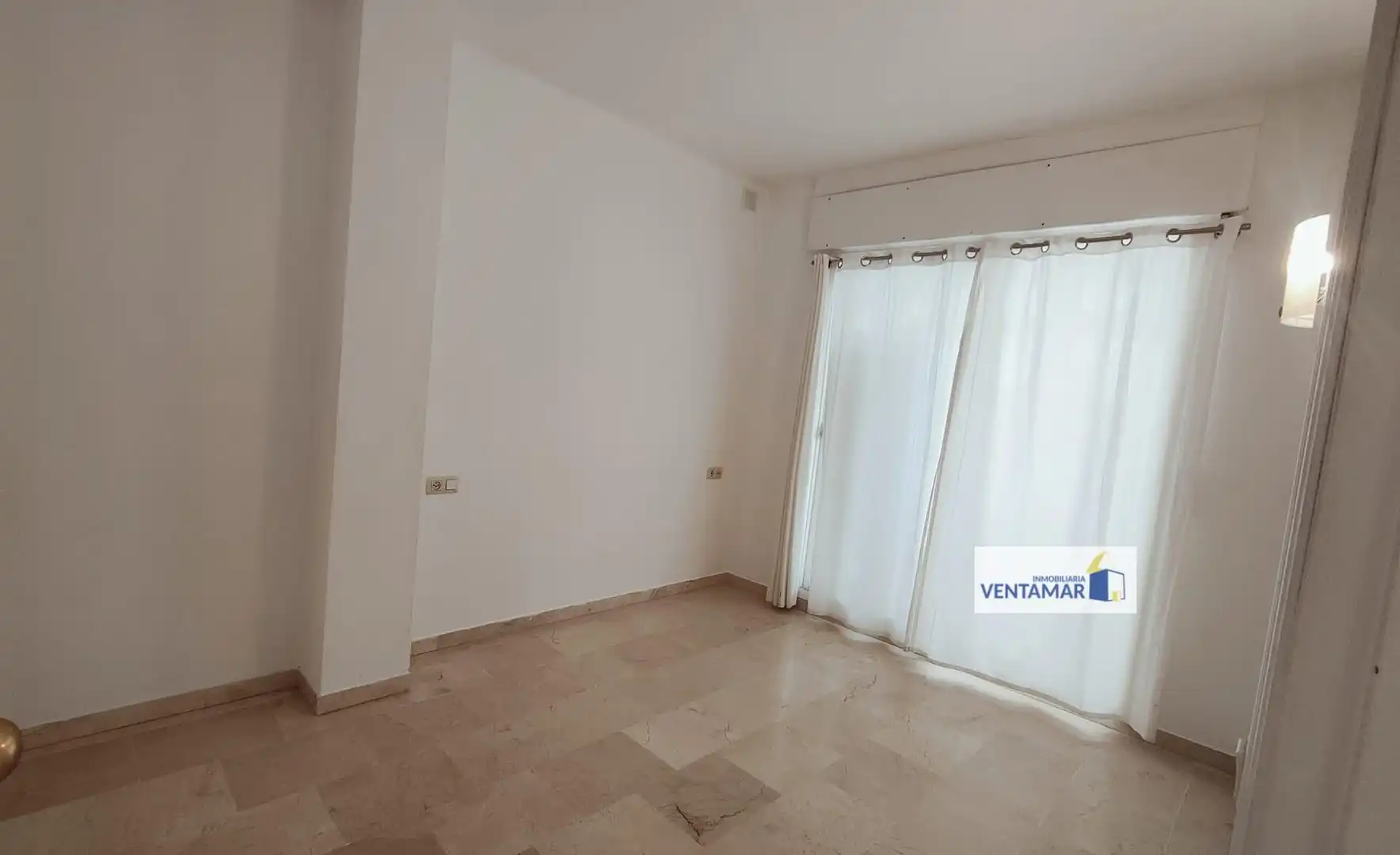 Habitación de Ático en venta en San Roque con Terraza y Balcón