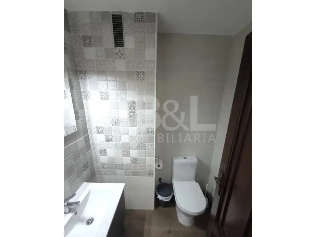 Bany de Pis en venda en Huelva