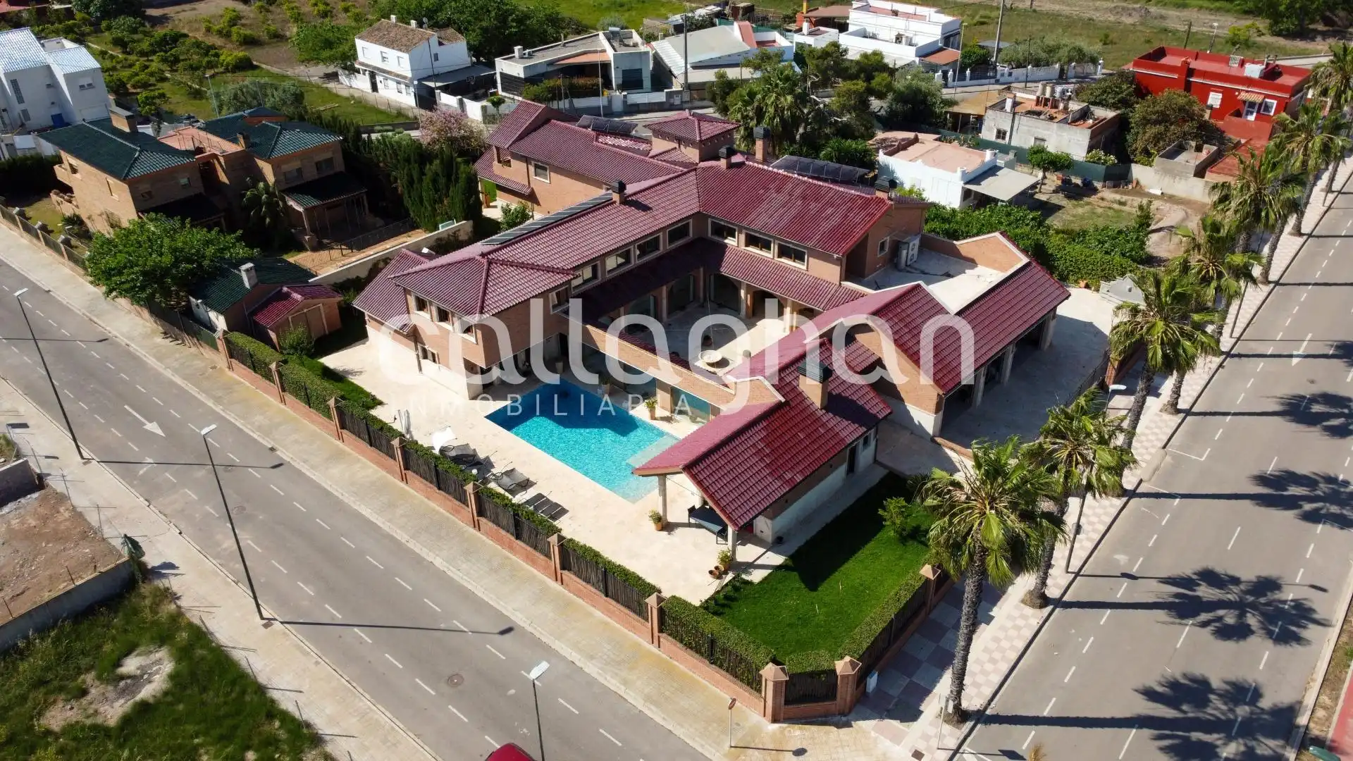 Vista exterior de Casa o xalet en venda en Burriana / Borriana amb Aire condicionat, Calefacció i Jardí privat