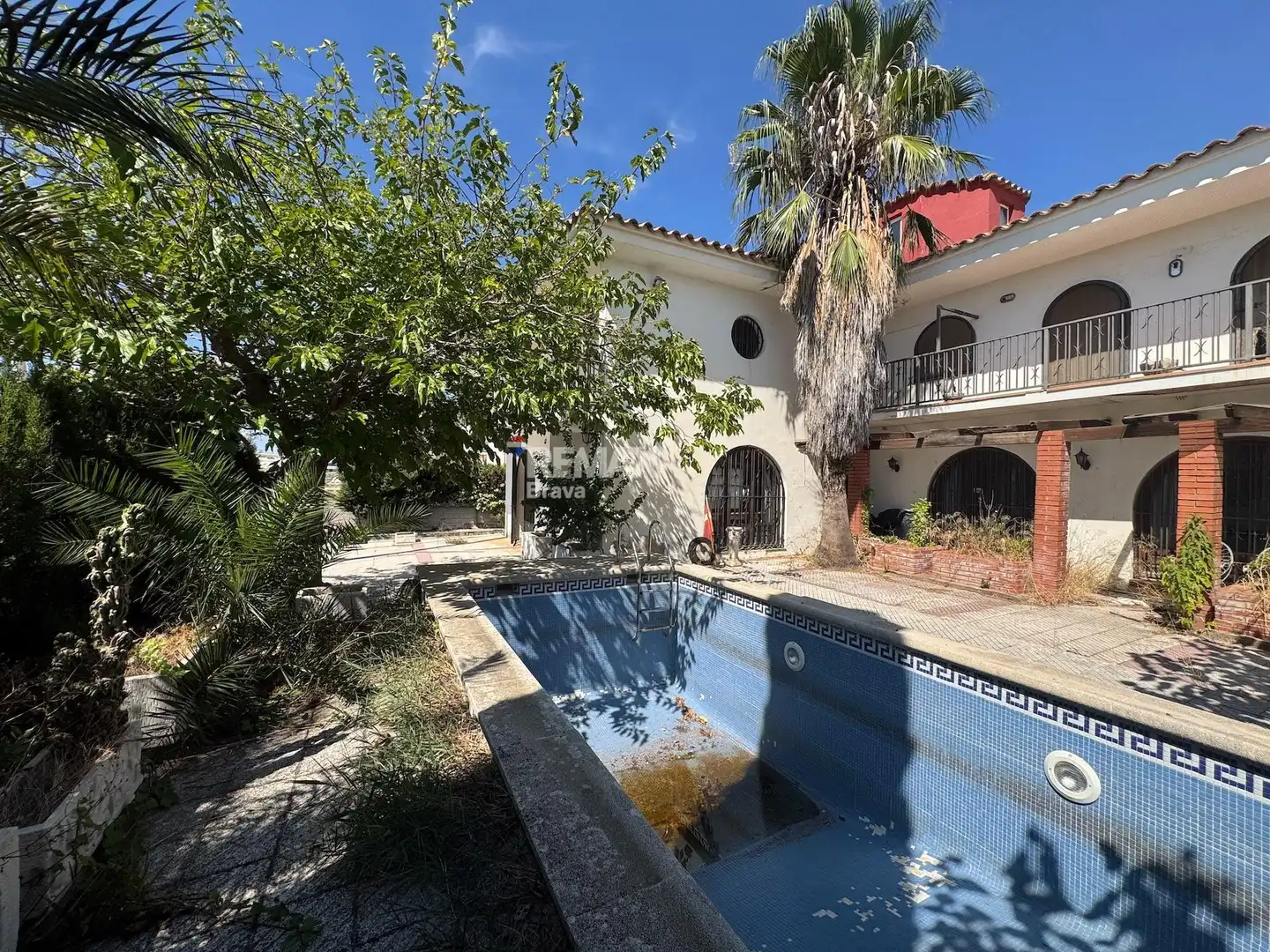 Exterior view of Houses for sale in Roses  with Terrace and Swimming Pool