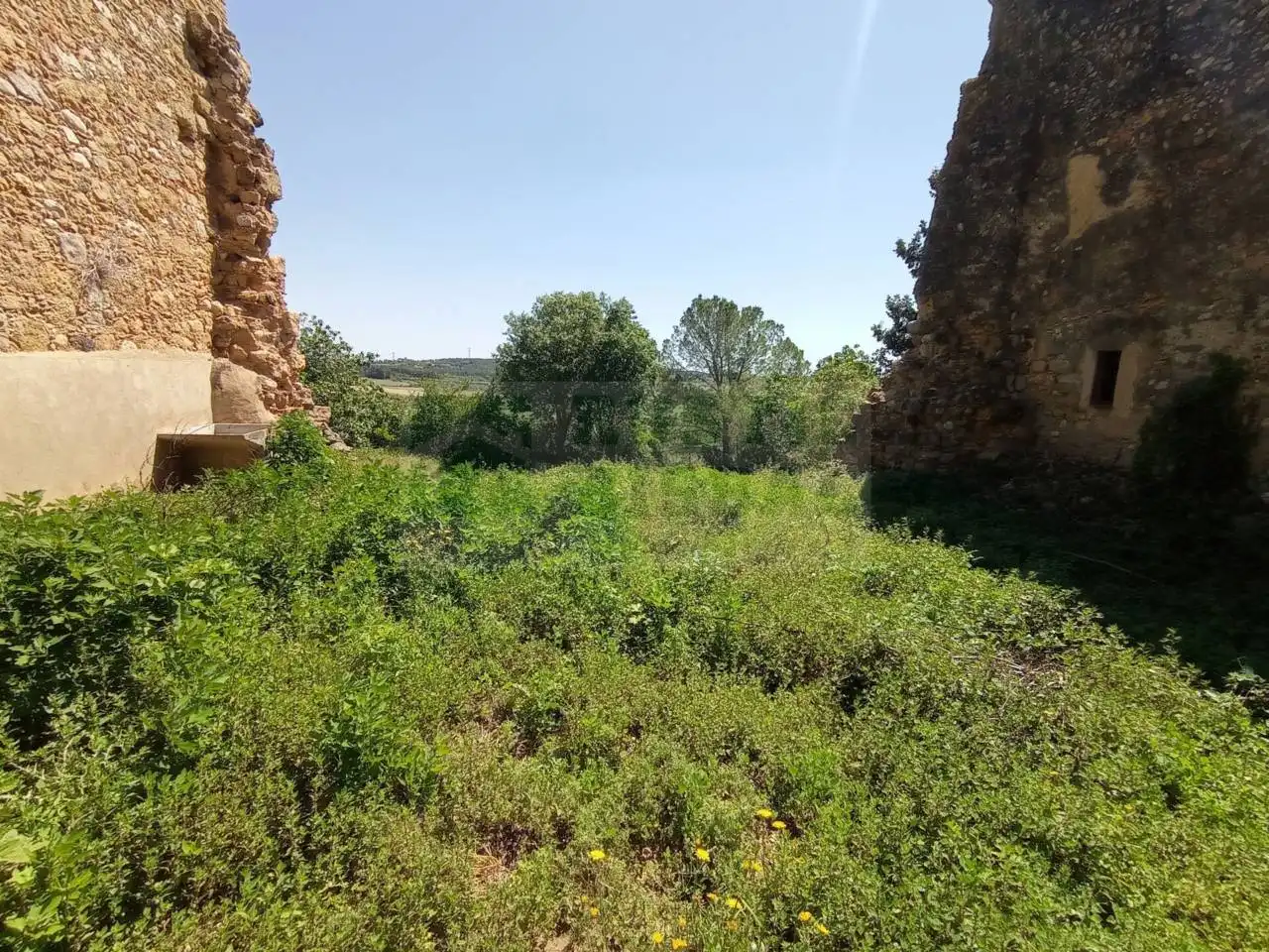 Casa rústica amb jardí en venda a Pontós, imagen 20