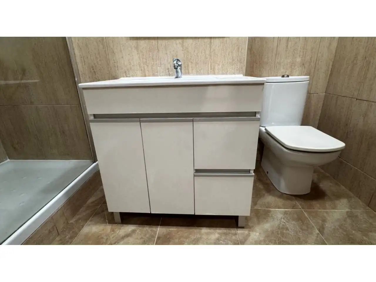 Baño de Piso en venta en Olesa de Montserrat