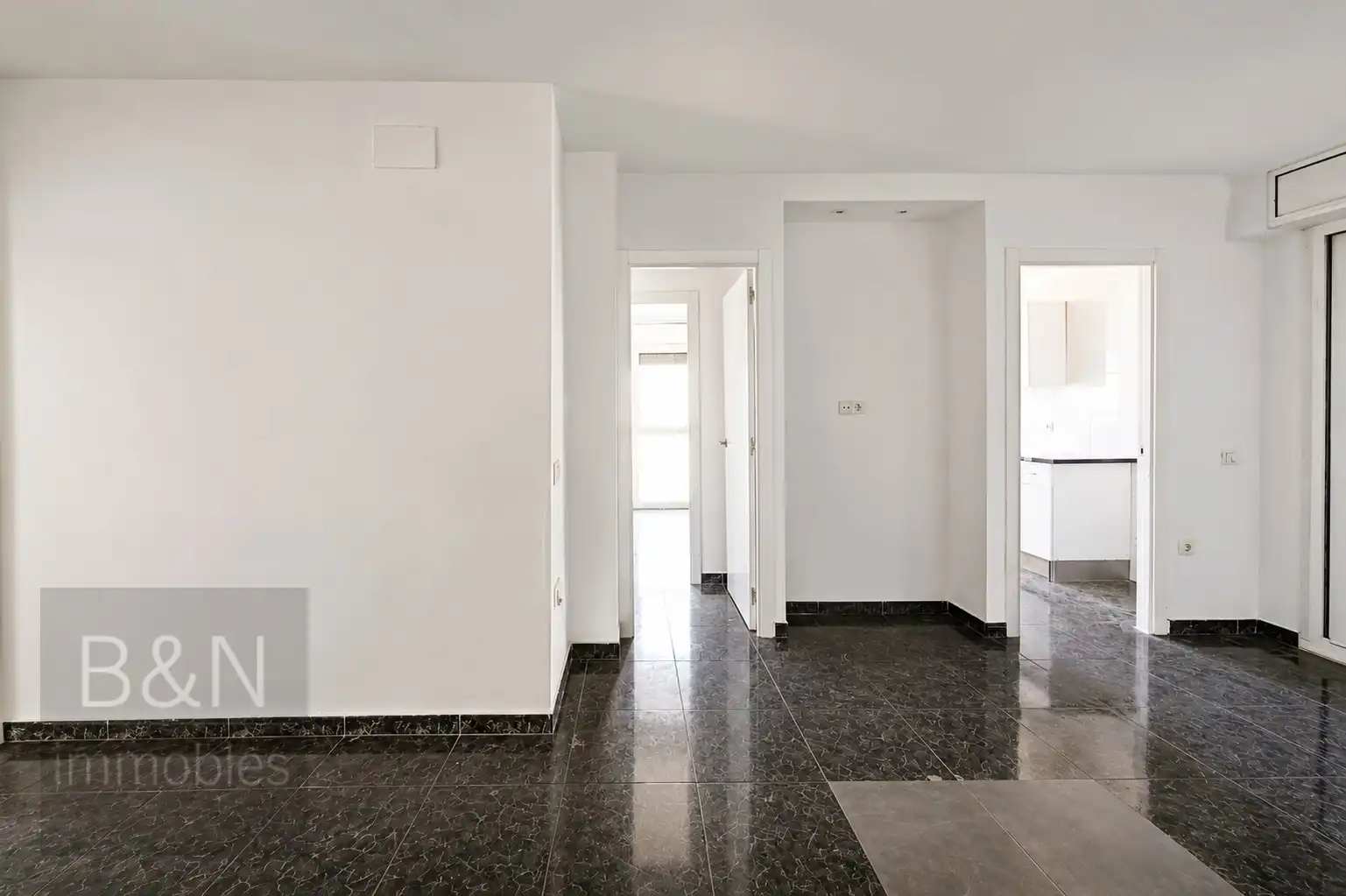 Piso en venta en Terrassa con Balcón
