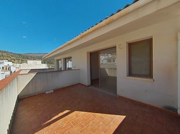 Dúplex amb balcó en venda a Paterna del Río