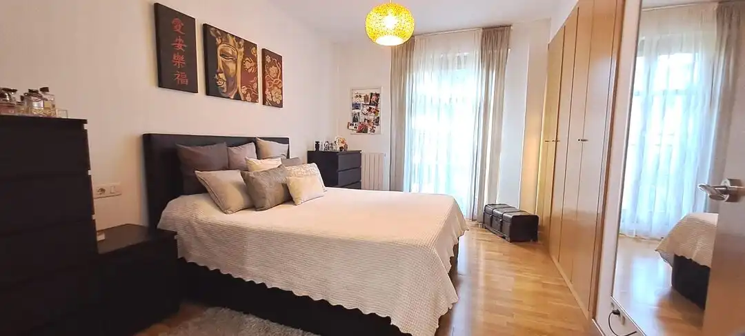 Habitación de Piso en venta en Vitoria - Gasteiz con Calefacción, Trastero y Amueblado