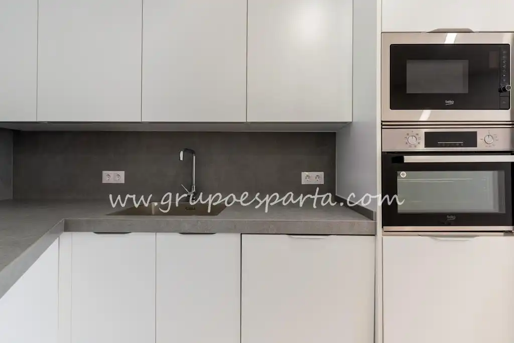 Flat for rent in Plaza De Cuba, 1, Los Remedios
