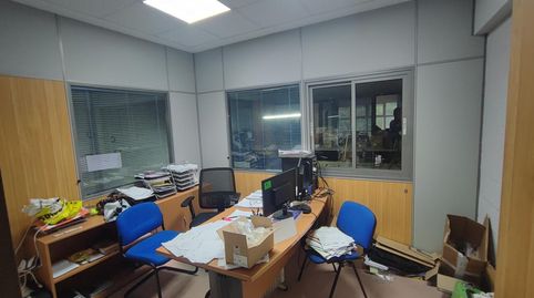 Foto 3 von Fabrikhallen zur Miete in Erreka Bazterrak Kalea, Urbi, Basauri