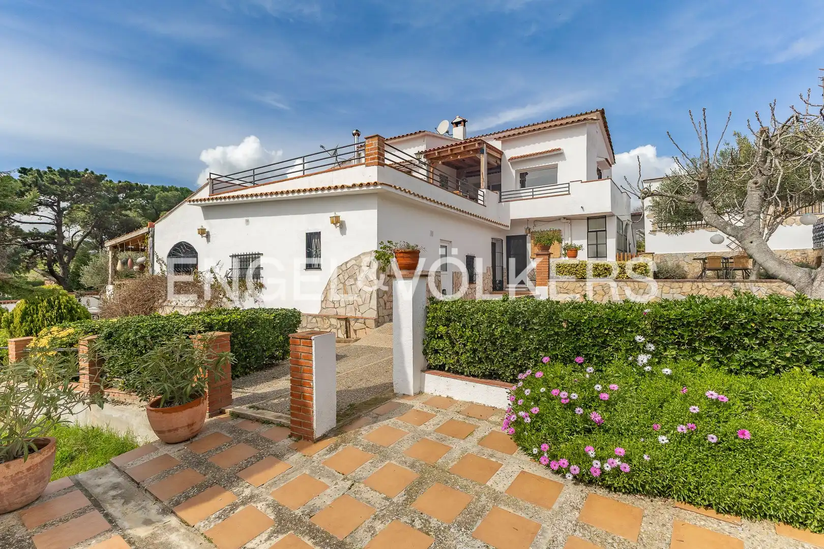 Vista exterior de Casa o xalet en venda en Tordera amb Aire condicionat, Calefacció i Jardí privat