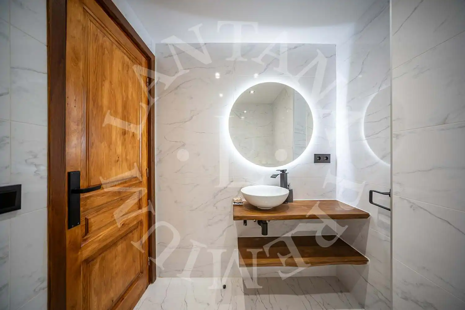 Baño de Casa adosada en venta en Naut Aran con Calefacción, Jardín privado y Terraza