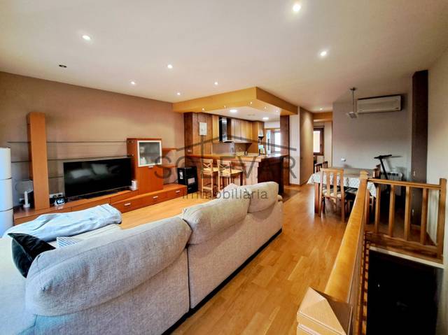 Dúplex en Venta en  Capelles en Tremp