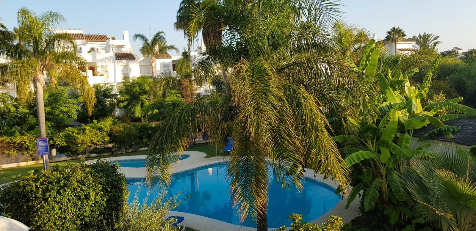 Garden of Flat for sale in Estepona  with Air Conditioner, Terrace and Storage room