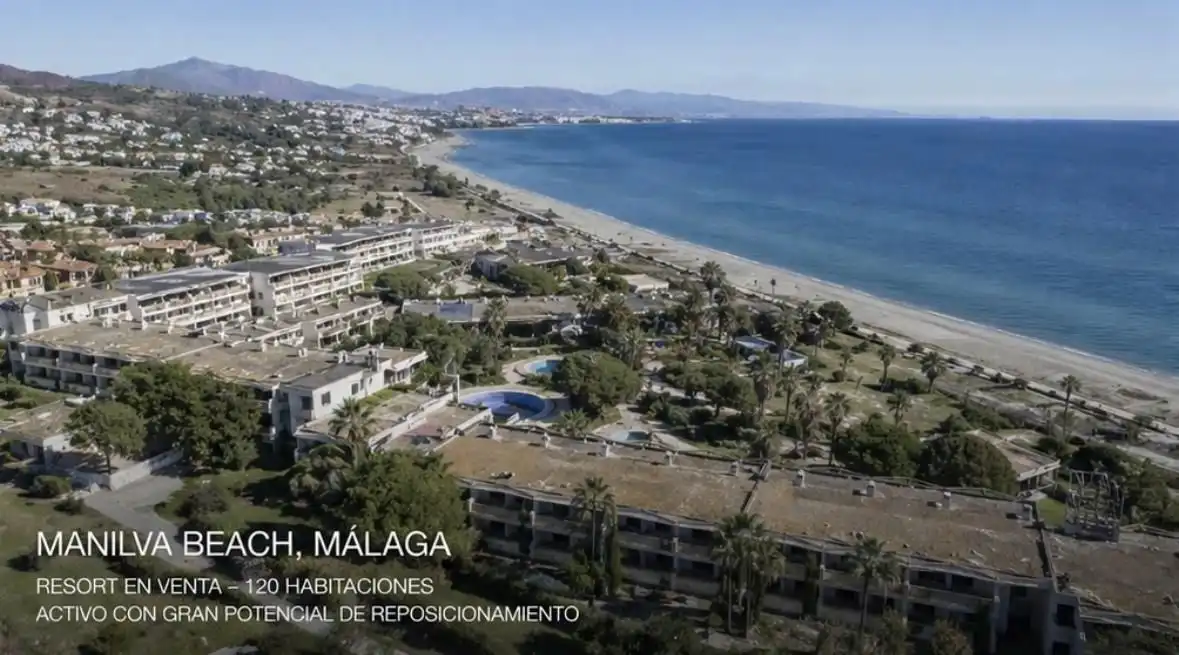 Edificio en venta en San Luis de Sabinillas