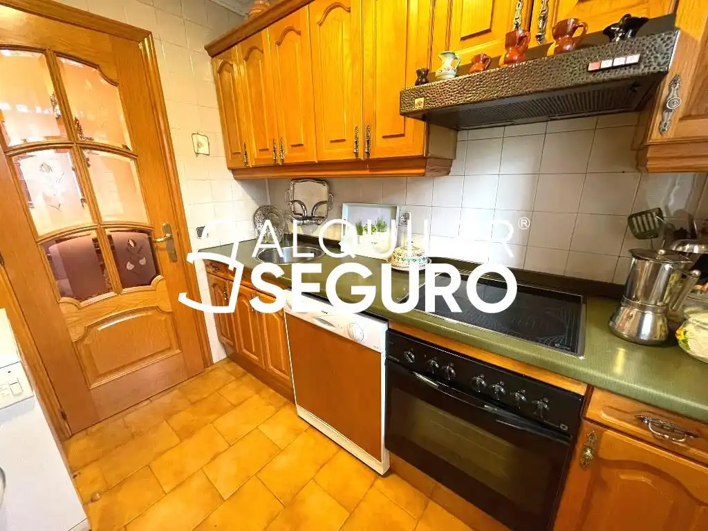 Küche von Wohnung zur Miete in Madrid mit Heizung, Terrasse und Möbliert
