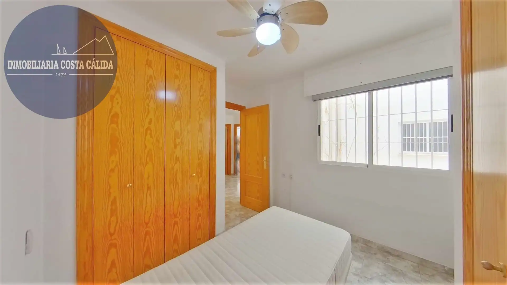 Habitación de Piso en venta en Águilas con Terraza, Horno y Balcón