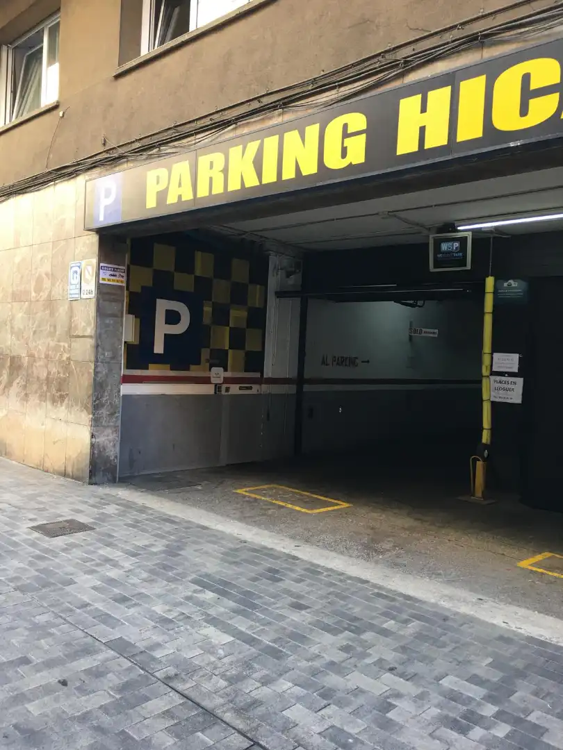 Parking of Garage for rent in Barcelona