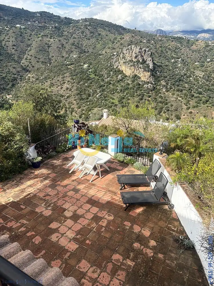 Villa mit Pool zum Verkauf in Comares, imagen 6