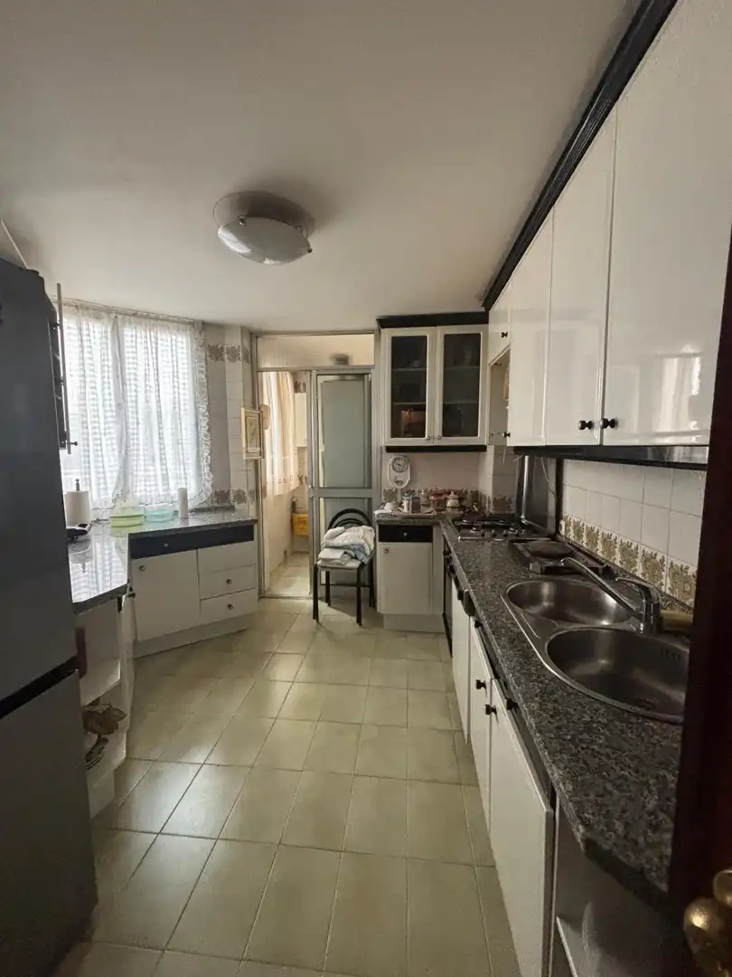 Kitchen of Flat for sale in Sevilla  with Air Conditioner, Heating and Terrace