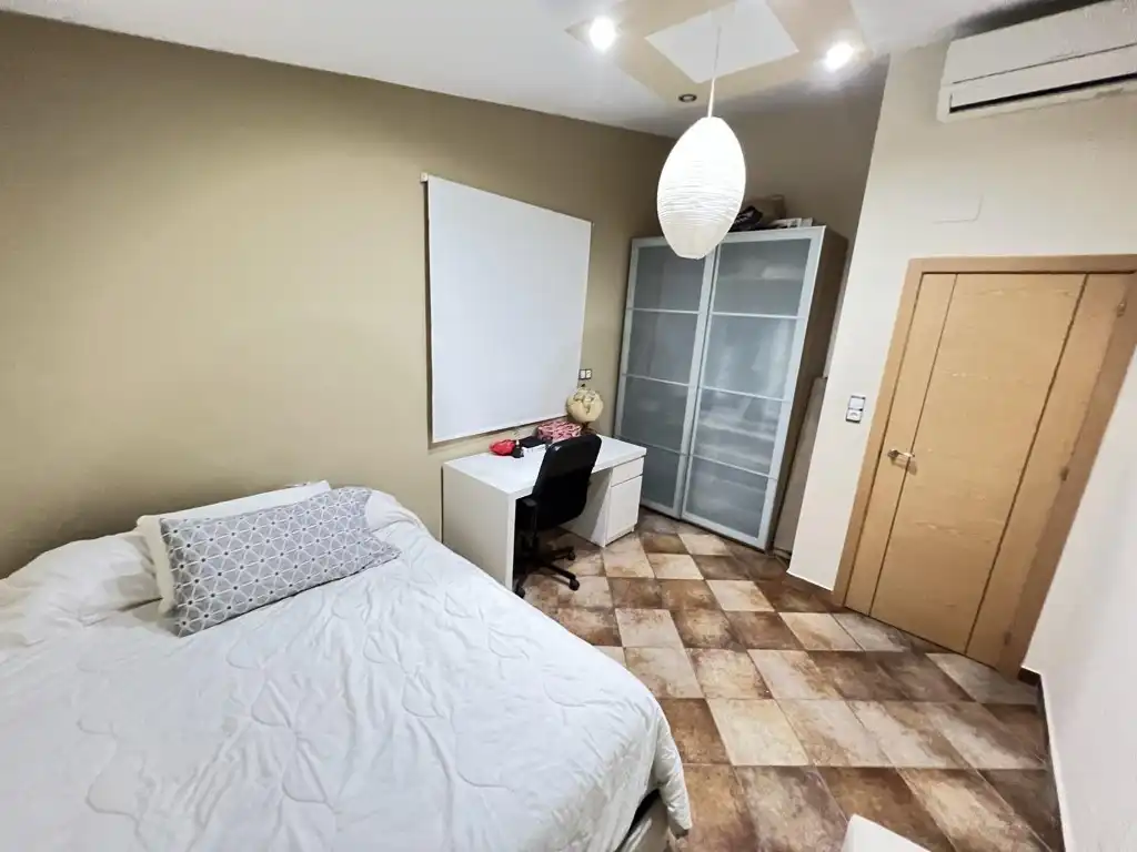 Habitación de Casa o chalet en venta en Alzira con Aire acondicionado, Jardín privado y Terraza