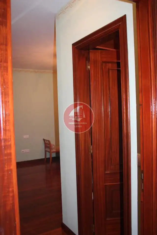 Casa o xalet en venda en Pontevedra Capital  amb Jardí privat, Terrassa i Moblat