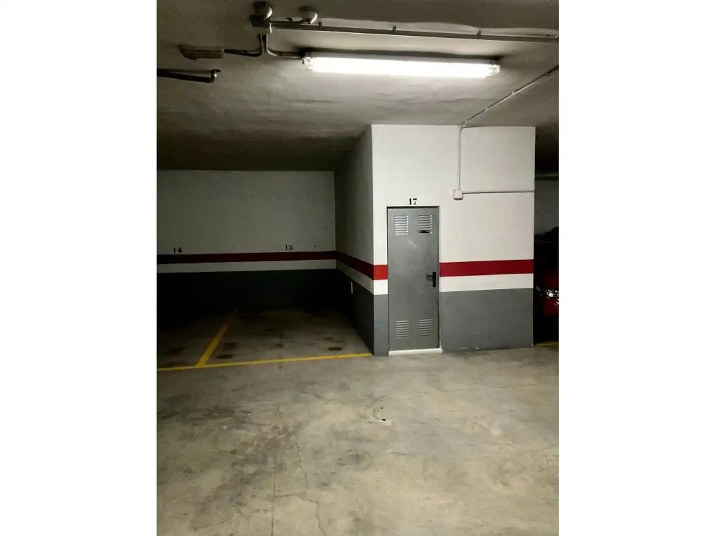Parking de Ático en venta en Paterna con Aire acondicionado, Terraza y Trastero