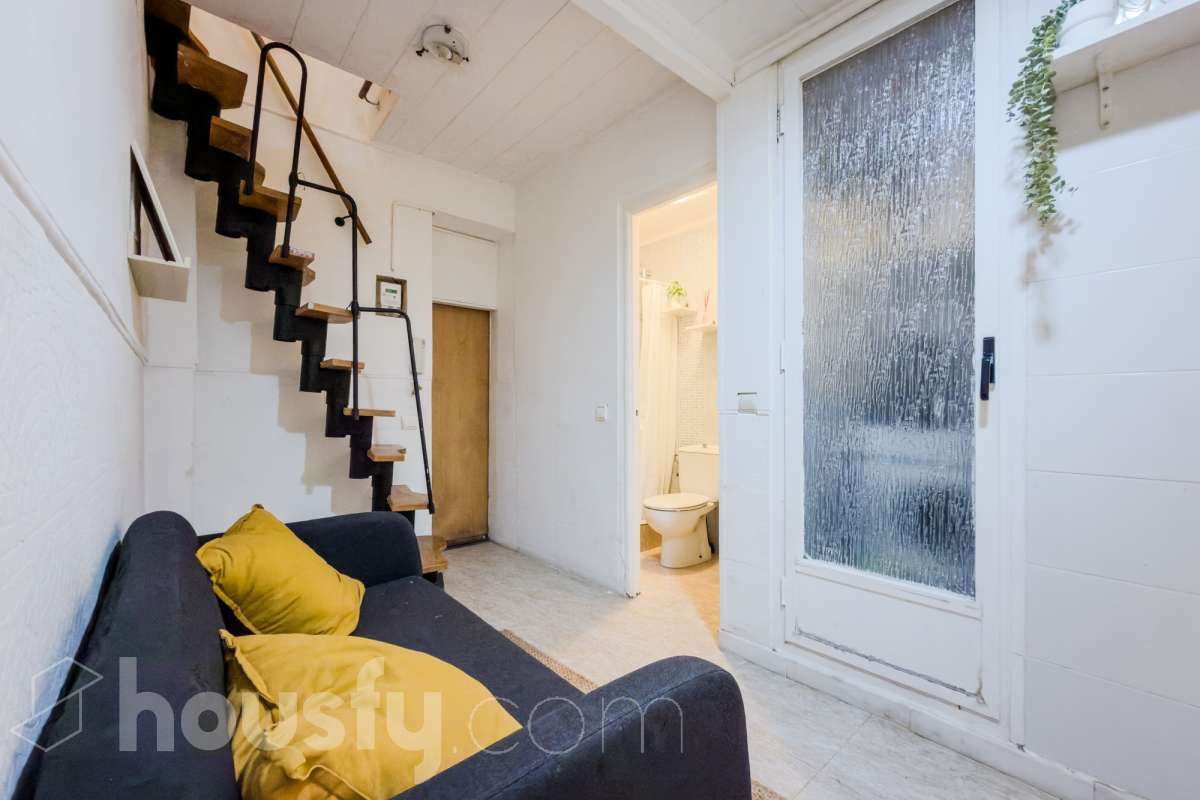Living room of Loft for sale in  Barcelona Capital  with Air Conditioner, Heating and Parquet flooring