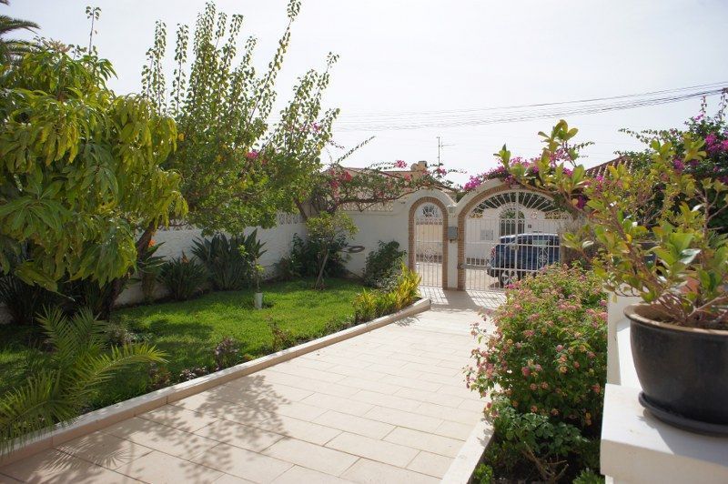 Jardín de Casa o chalet en venta en Nerja con Jardín privado, Terraza y Trastero